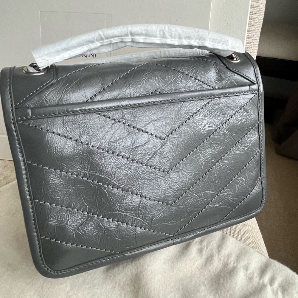 Yves Saint Laurent Niki Baby Shoulder Bag - Picture 5 of 15
